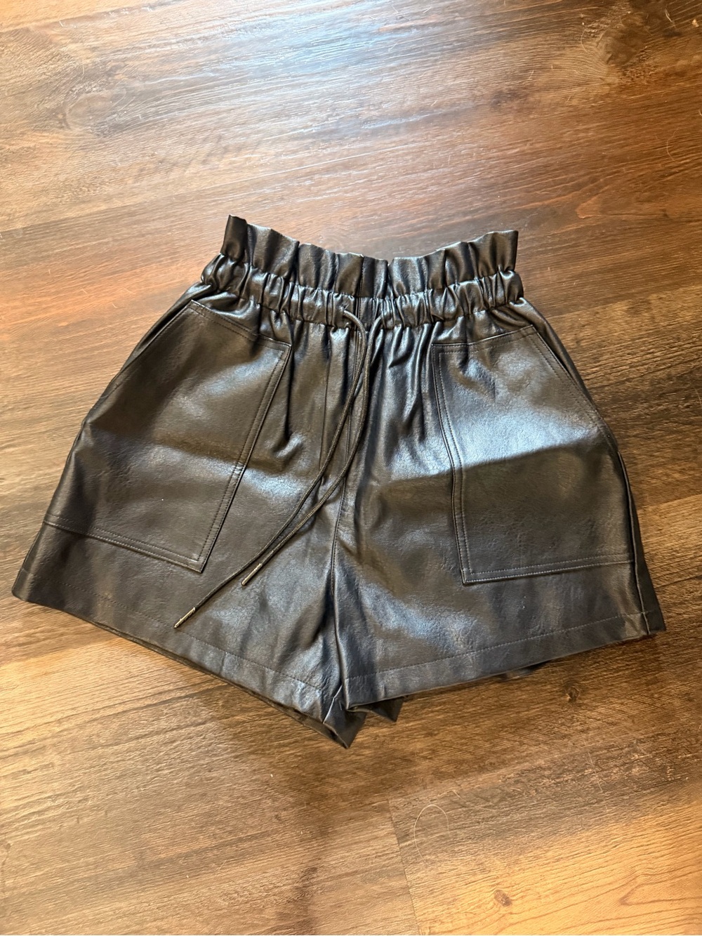 Size small- Women's Black Faux Leather Paperbag Waist Shorts